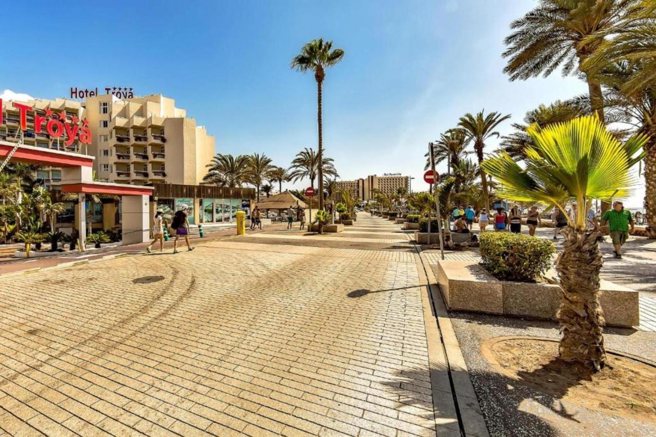 Two Bedroom Apartment With Wifi, Close To The Beach, In Playa De Las Americas Esterno foto